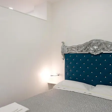 Holiday House דירה ארנצאנו
